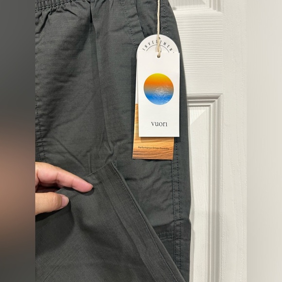 Vuori Men's Large Vintage Ripstop Pant Balsam Grey NWT Cuffed Cotton Durable - Picture 4 of 7